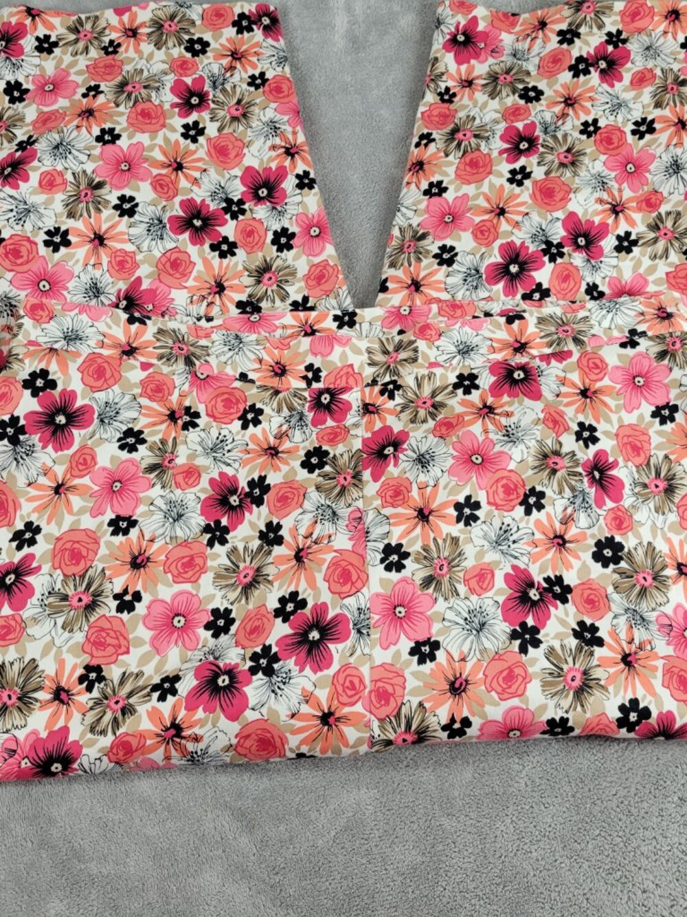 New York Clothing Co Floral Capri Pants Size 22W Black Pink Slit FLO233E - Picture 3 of 10